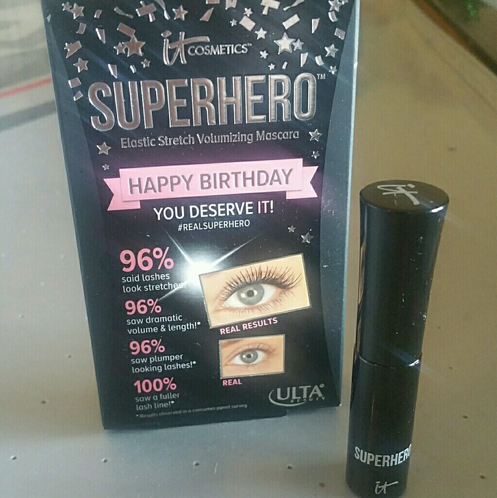 It Cosmetics: Superhero Mascara